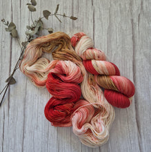 Load image into Gallery viewer, Cranberry Swirl (Fledgling 4ply Sock - SW Merino / Nylon)