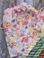 Load image into Gallery viewer, May Gibbs Project Bag
