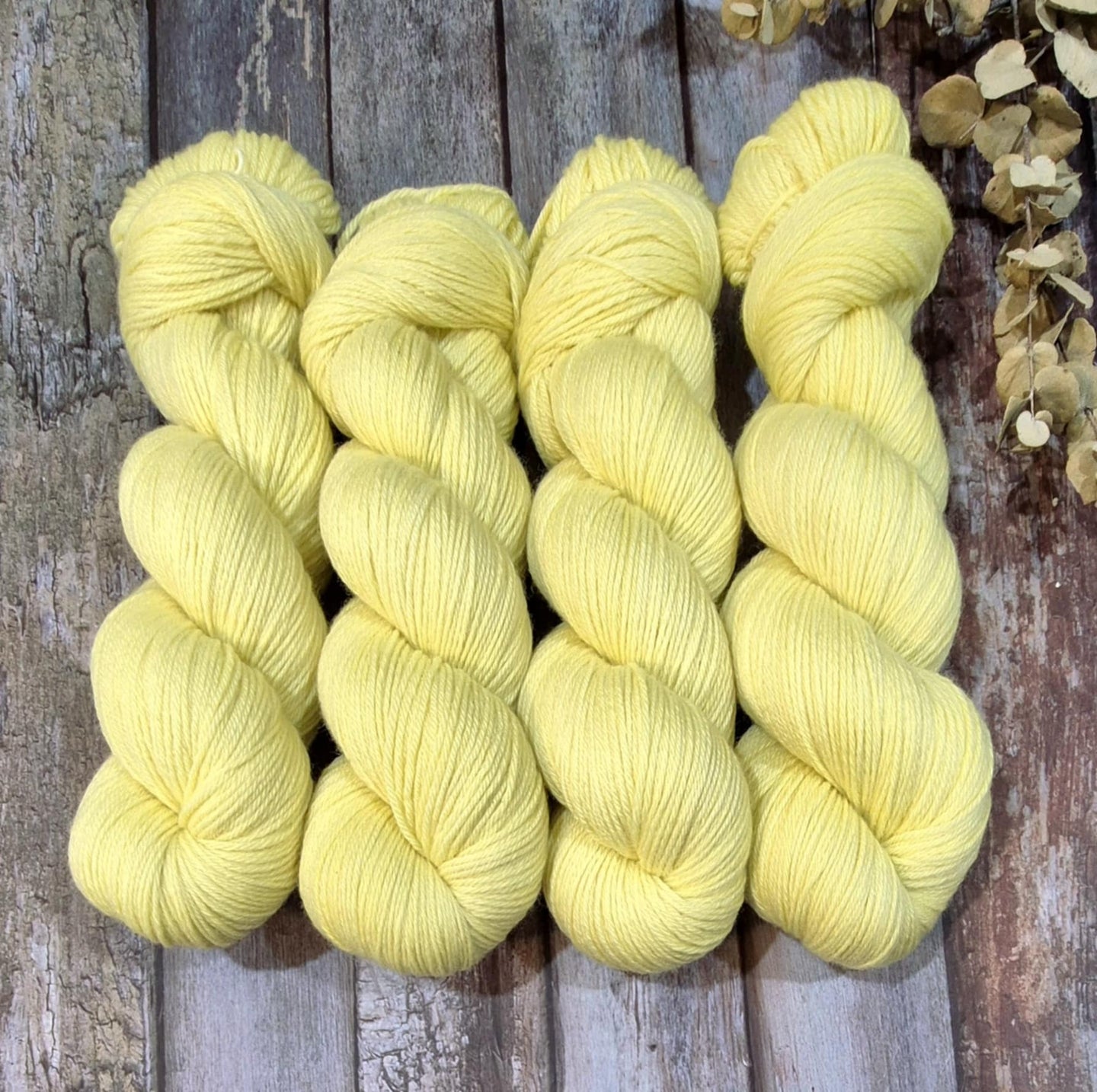 Scent of Wattle (Phoenix 4ply - Non-SW Merino SRS) (Dyed as Ordered if Not in Stock)