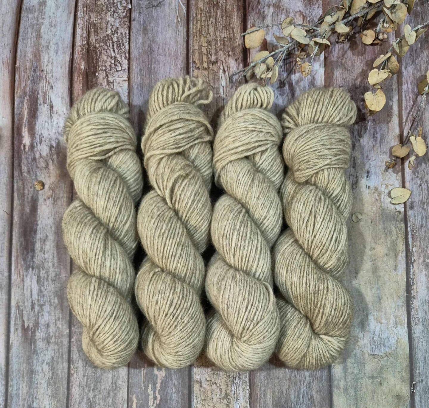 Natural (Yeti 8ply)