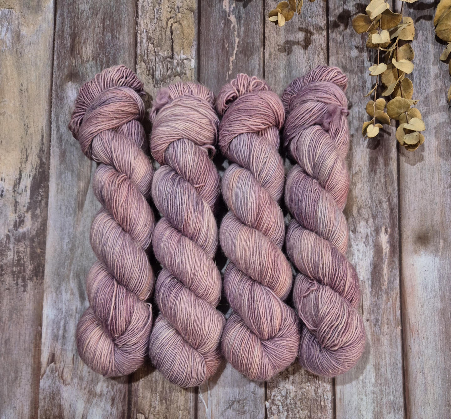Nostalgia (Nymph Singles - SW Merino / Linen) (Dyed as Ordered if Not in Stock)