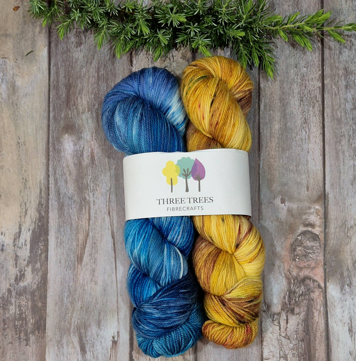 Perfect Pairing - Pacific & Sundrenched (Fledgling 4ply Sock)