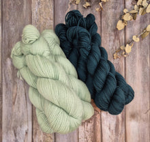 Load image into Gallery viewer, Fibonacci Cowl Set - Soothe &amp; Cedar (Sphinx Sport 5ply) (Dyed as Ordered if Not in Stock)
