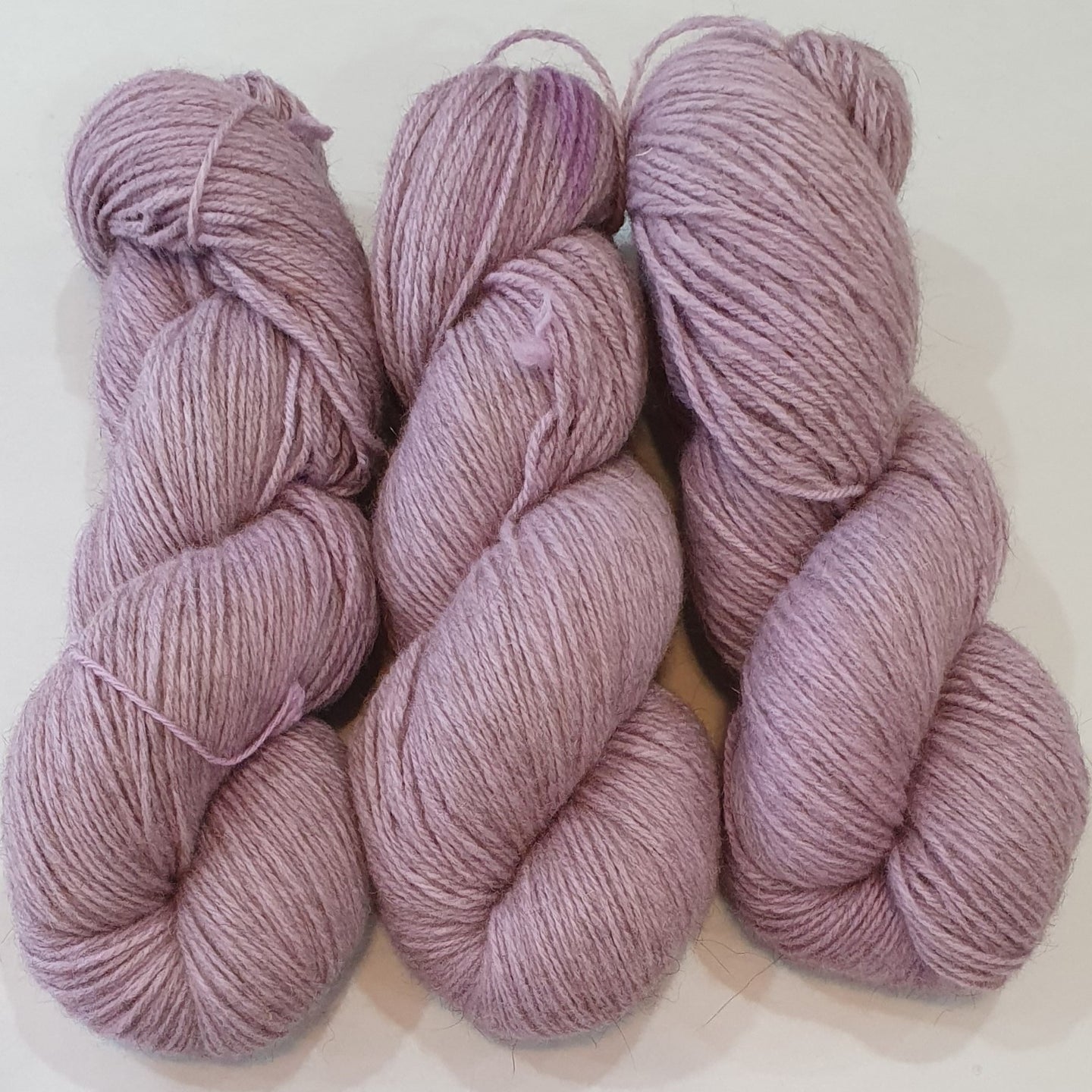 Hint Of Lavender (Baby Yeti 4ply)
