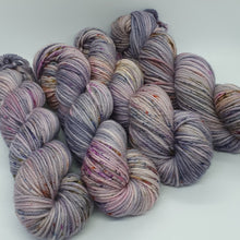 Load image into Gallery viewer, Moon-Flight (Wyvern Worsted 12ply)
